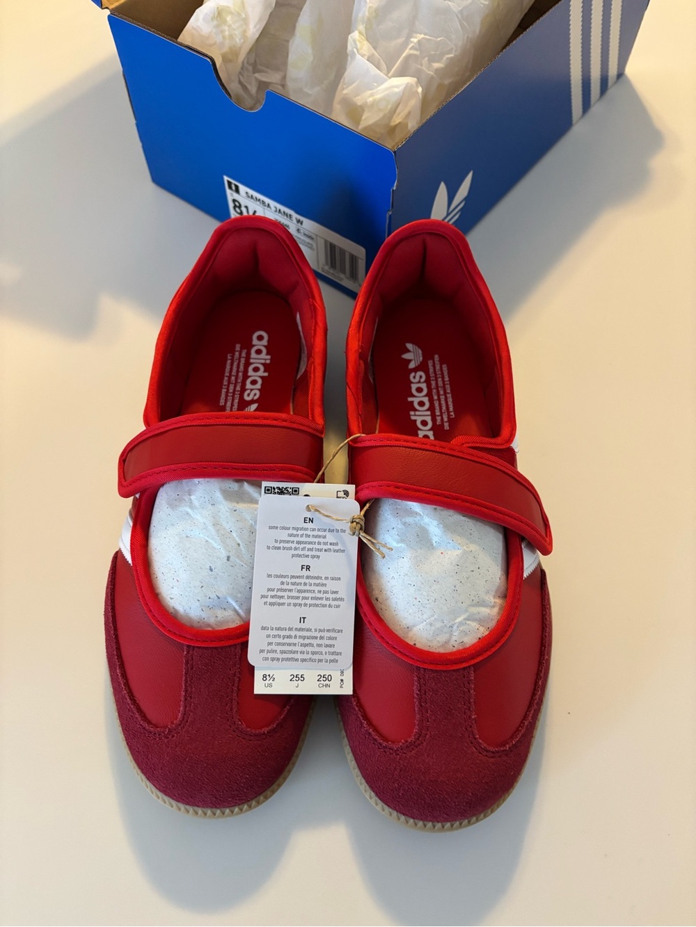 Adidas women’s Samba Mary Janes Red size 8.5 with white stripes NIB w tags - Picture 4 of 6